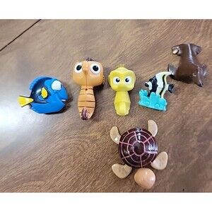 Finding Nemo Dory PVC Lot Toy Figures Cake Toppers Seahorse turtle etc..